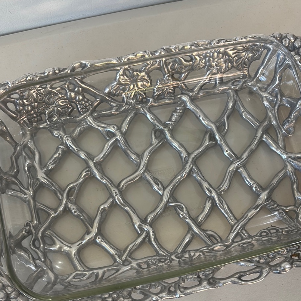 Elegant Silver Glass Arthur Court Baking dish - Picture 3 of 5